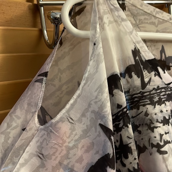 Heart Soul Short Sleeve Blouse Size Medium - Picture 4 of 9